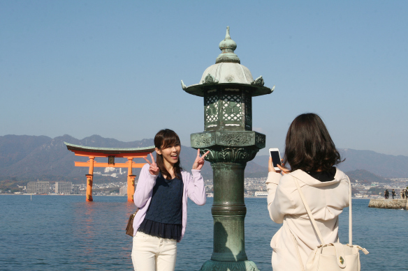 宮島 海に浮かぶ美しい朱の社殿 厳島神社 を観光 ホテル宮島別荘 若旦那 武内智弘blog